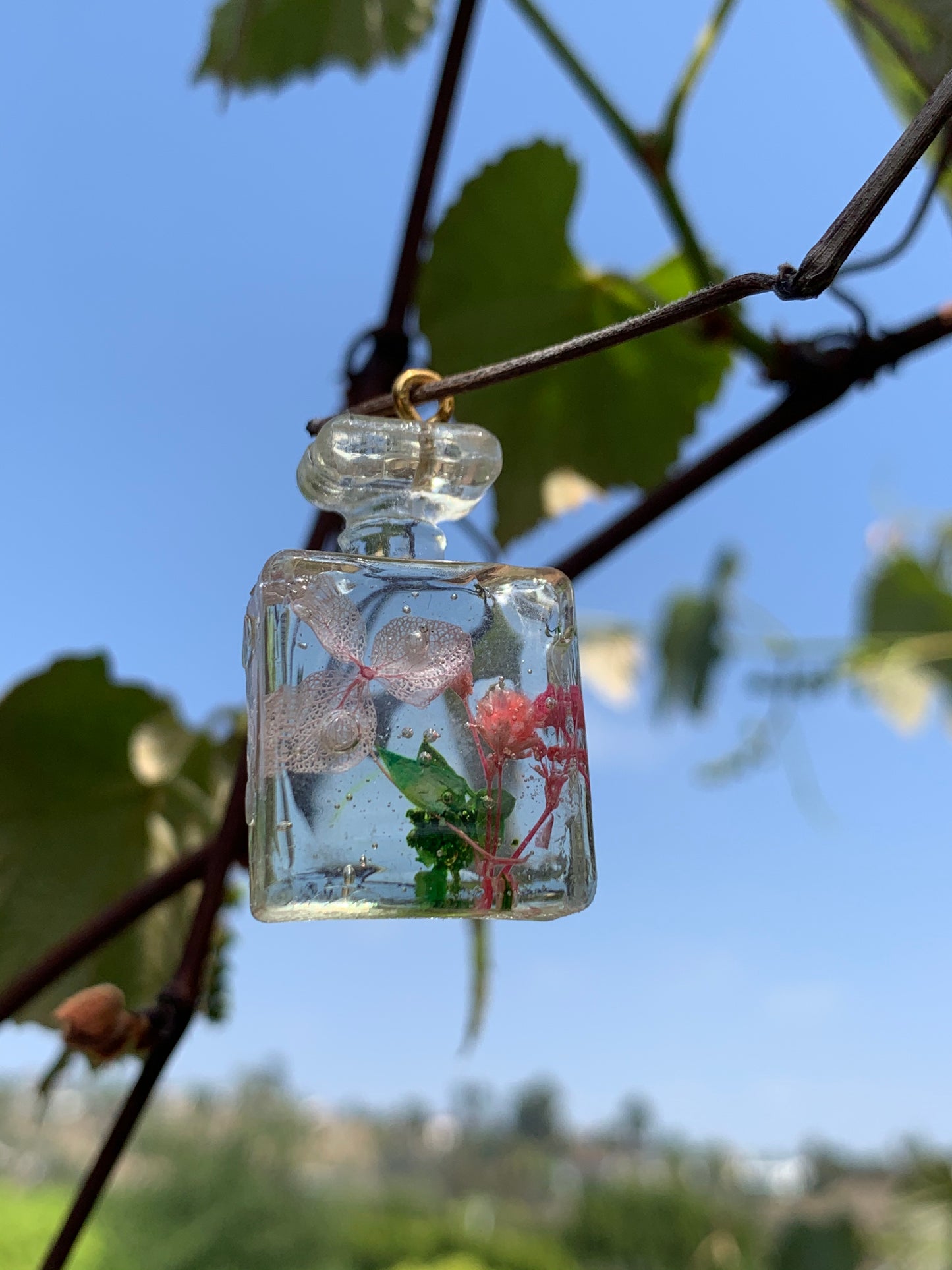 Parfum Bottle Pendant with Hydrangeas